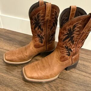Ariat Tan and Black Western Boots